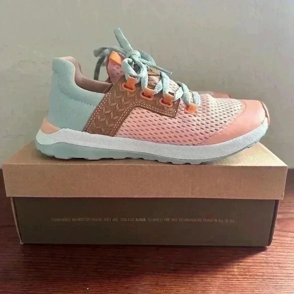 Women's Olukai Wailuku Comfort Sneaker Peach/Swell NIB Women’s Size 6.5 - Picture 1 of 12